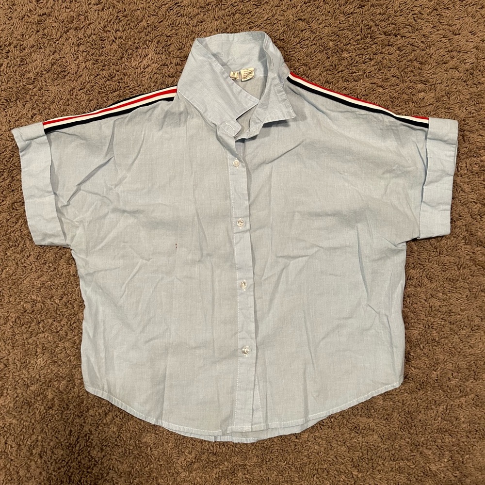 Cropped button up